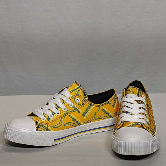 NEW Foco Los Angeles Chargers Womens Low Top NFL Canvas Shoe Yellow Sz 8 - Picture 2 of 4
